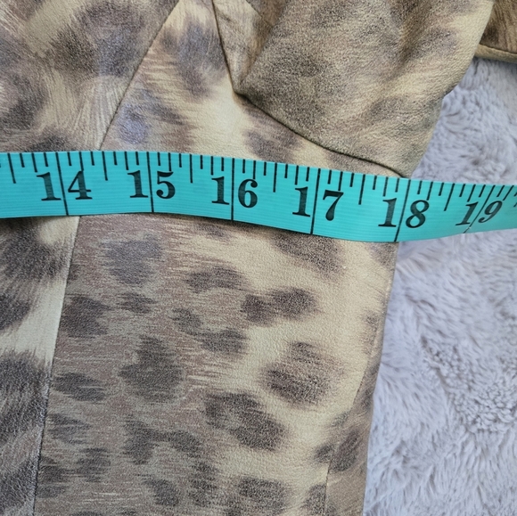 Carslisle 100% Smooth Suede Leopard Print Women's Jacket. Size 10 - Picture 11 of 12